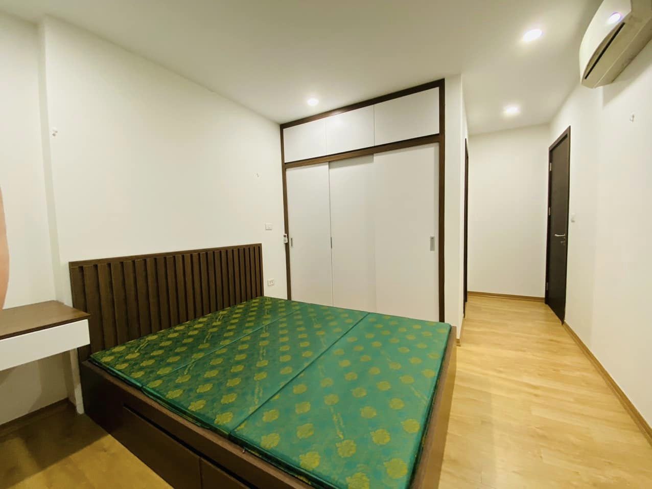 Cho thuê căn hộ chung cư 120 Định Công DT 71m, 2 ngủ, 2 vệ sinh giá 14triệu - Ảnh 1